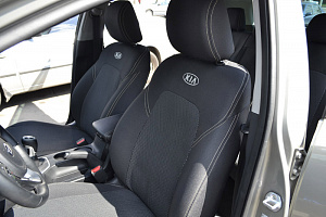 Pokrowce na siedzenia miarowe Hyundai i20 '2008-2014 (wykonanie Sport) Auto-Union