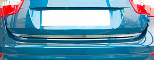 Listwa na klapę bagażnika Toyota Avensis '2008-> (lustrzana, sedan) Alufrost
