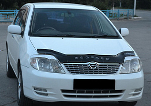 Owiewka szyby przedniej Toyota Corolla '2001-2007 (sedan) Vip Tuning