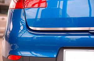 Listwa na klapę bagażnika Chevrolet Spark '2010-> (matowa) Alufrost