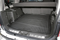 Wykładzina bagażnika Nissan Pathfinder '2005-2014 Novline-Autofamily (czarna, poliuretanowa)