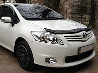 Owiewka szyby przedniej Toyota Auris '2010-2012 Sim